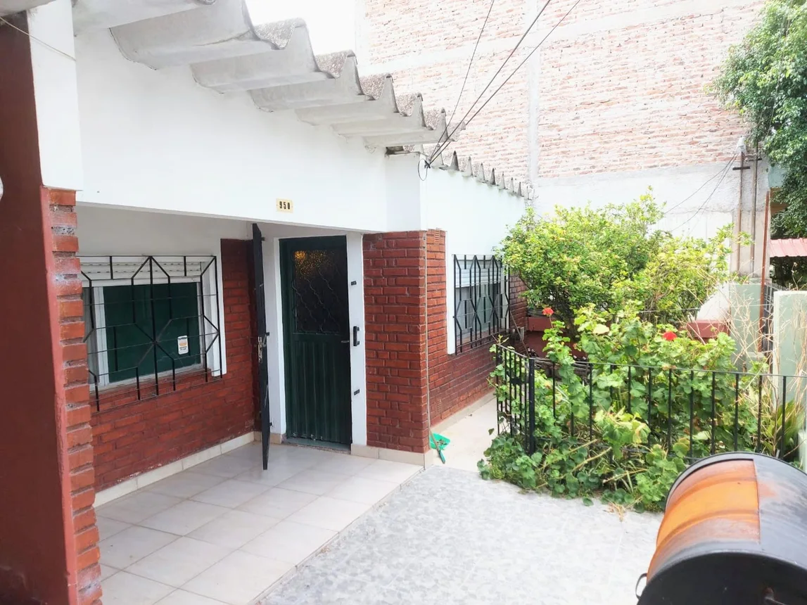 Casa en venta en Berazategui, foto 3