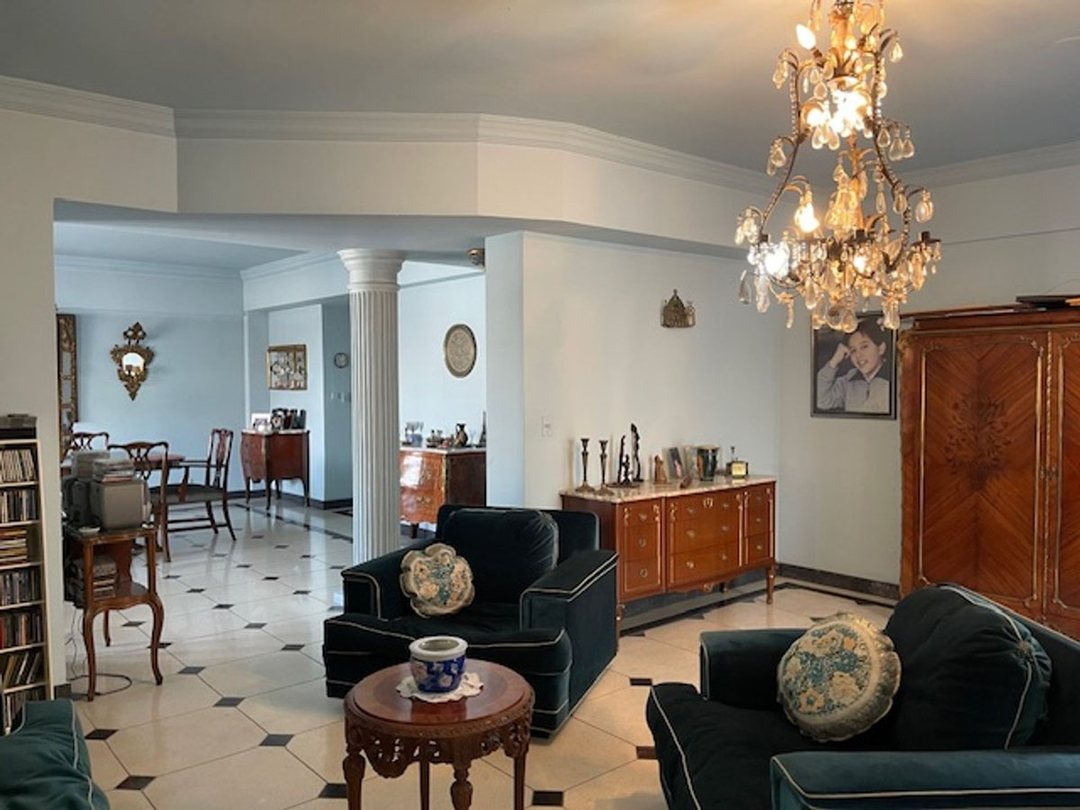 Venta Piso a refaccionar Quintana 400, Recoleta