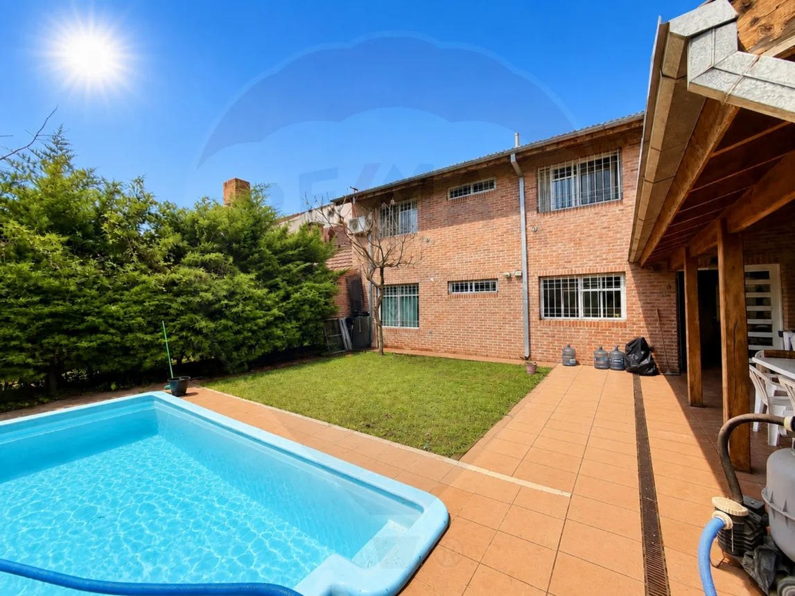 Casa de 4 ambientes en venta en Ciudad Jardín, Aviador Udet 2400, foto 3