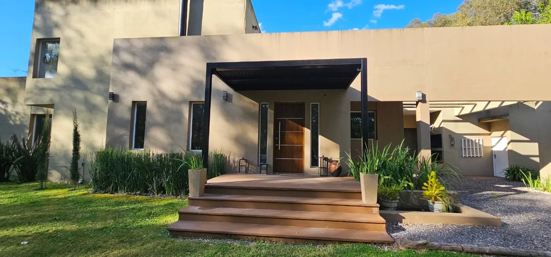 Casa de 4 ambientes en venta en La Plata, Ruta 2 0