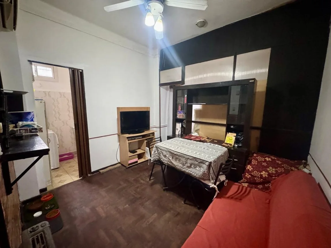 Monoambiente en venta en Barracas, Tacuarí 1800