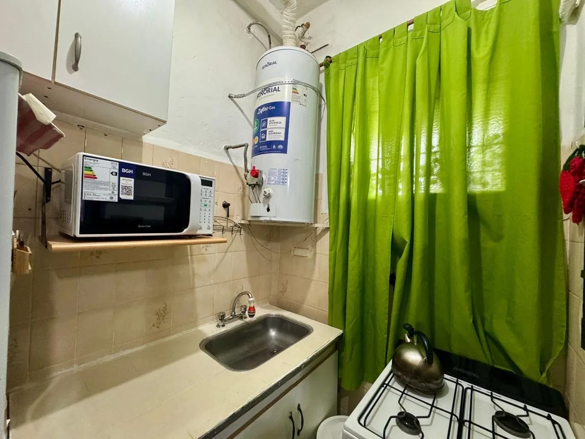 Monoambiente en venta en Barracas, Tacuarí 1800, foto 3