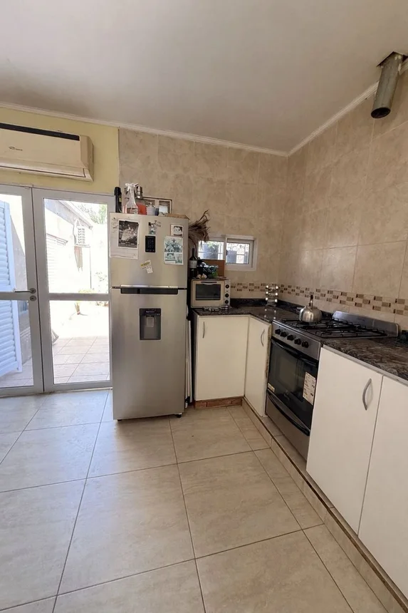 Casa de 3 ambientes en venta en Santa Fe, Rivadavia 1100, foto 2