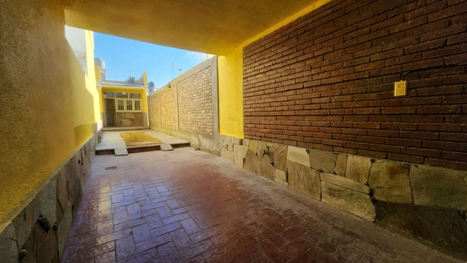Casa en venta en Mendoza, foto 2