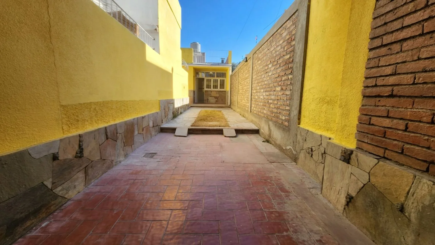 Casa en venta en Mendoza, foto 3