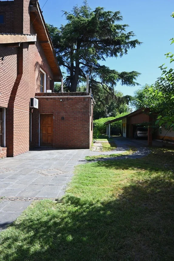 Casa de 6 ambientes en venta en Moreno, Independencia 2400, foto 4