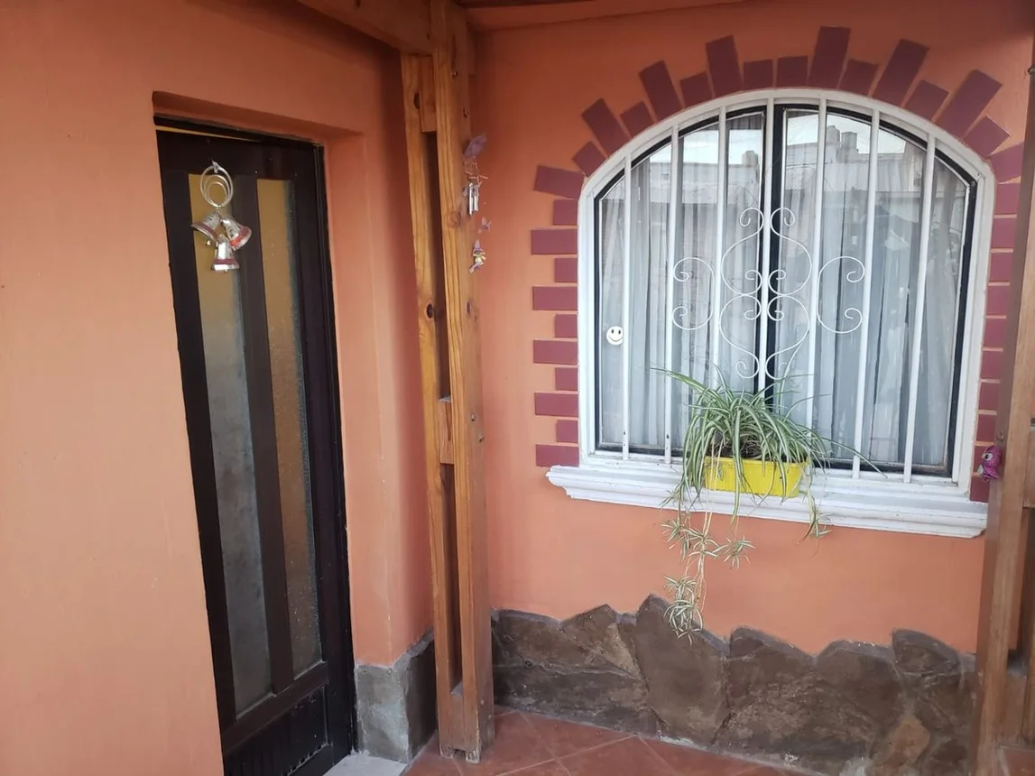 Casa en venta en Neuquén, foto 3