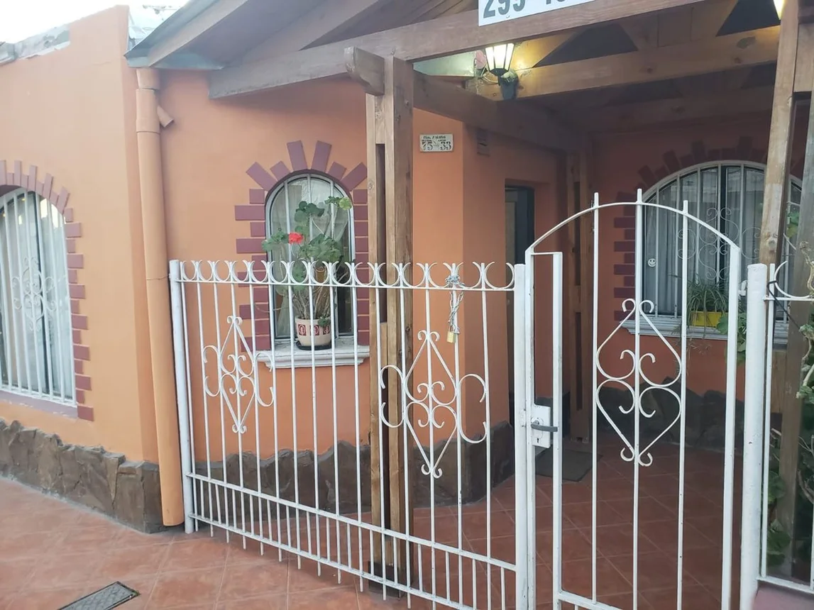 Casa en venta en Neuquén, foto 2