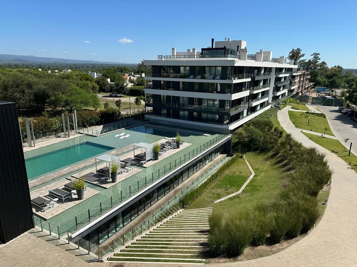 Venta departamento de categoria valle escondido, foto 1