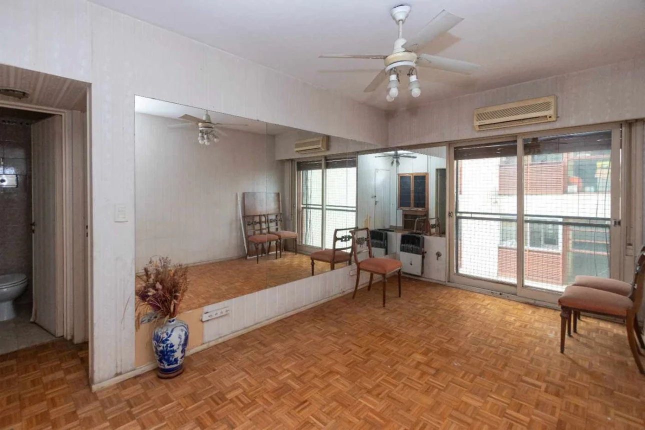 Departamento de 2 ambientes en venta en Recoleta, Avenida Santa Fe 2000
