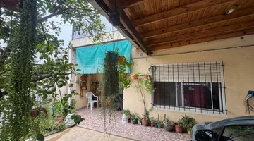 VENTA CASA 4 AMB CON DEPTO AL FONDO Y QUINCHO JCP