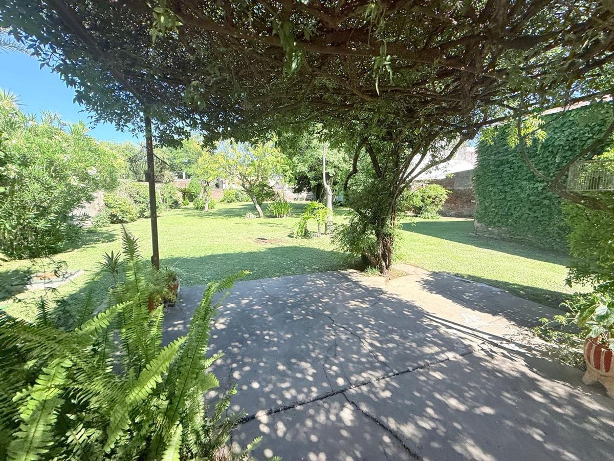 Foto 23 — CASA EN VENTA EN PERGAMINO CON PARQUE Y GALPON