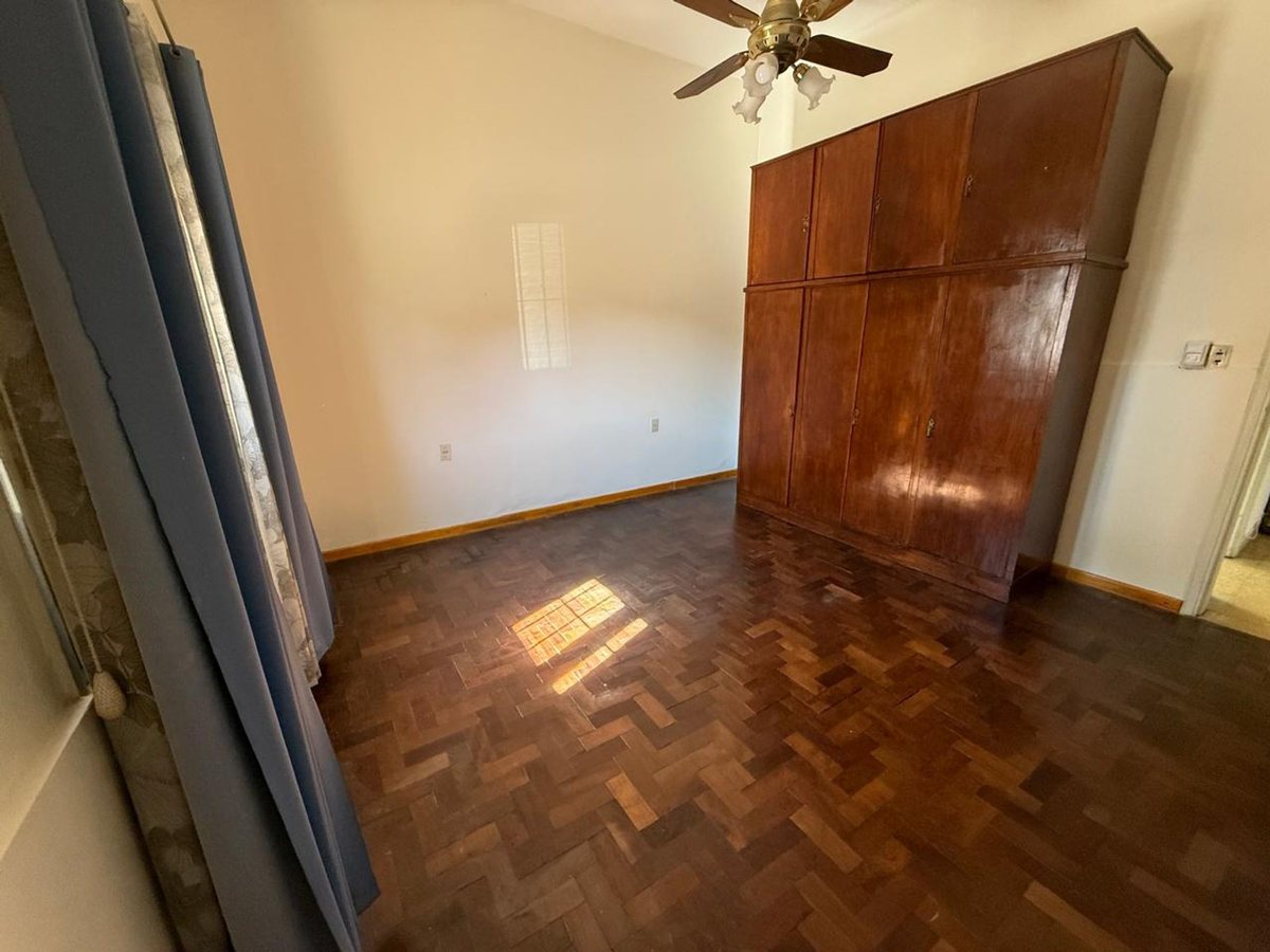Foto 7 — CASA EN VENTA EN PERGAMINO CON PARQUE Y GALPON