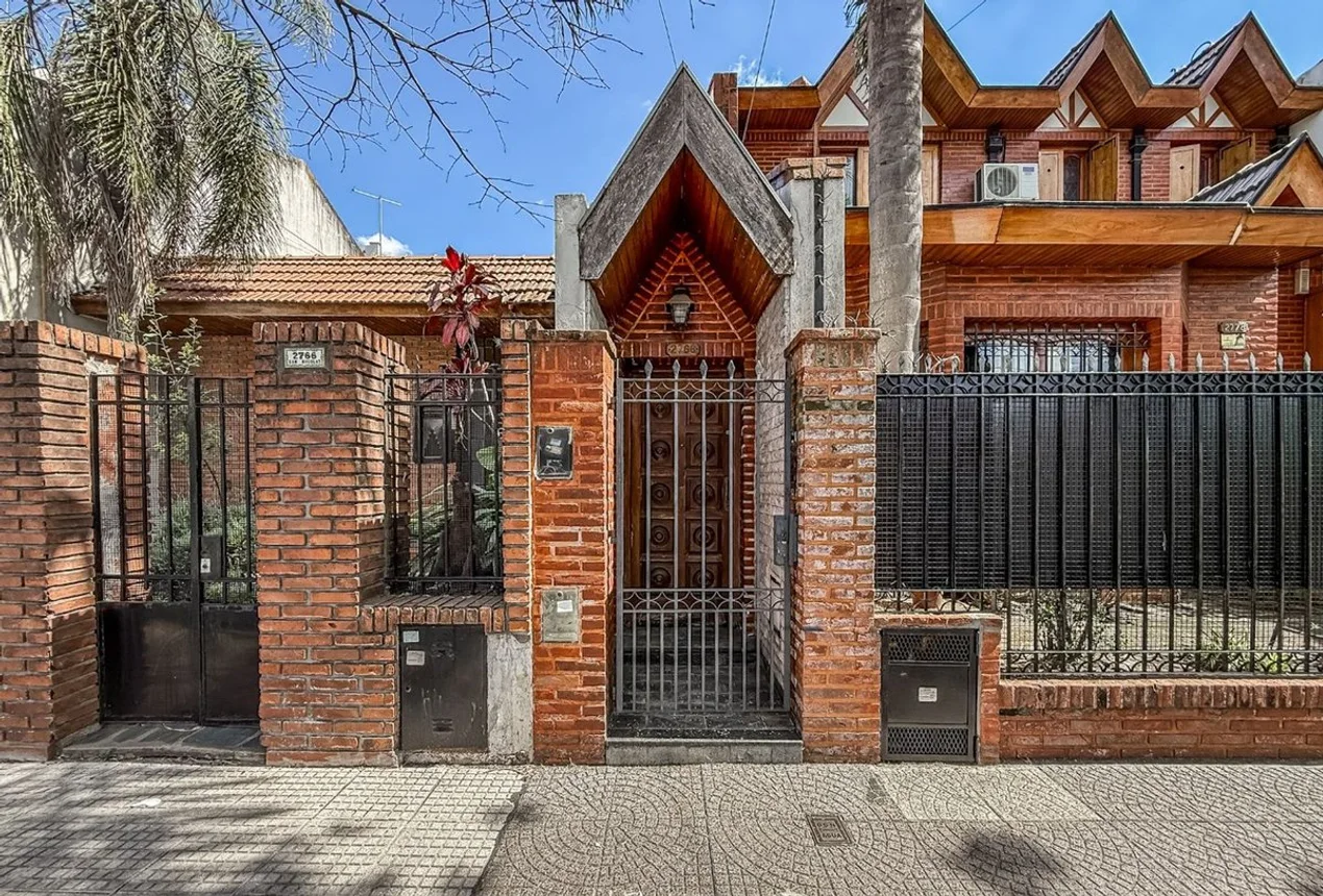 PH de 4 ambientes en venta en Villa del Parque, San Nicolás 2700