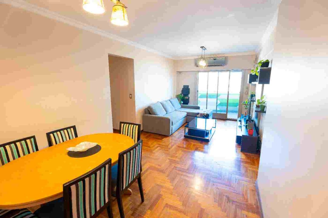 VENTA DPTO 4 amb BARRACAS COCHERA BAULERA