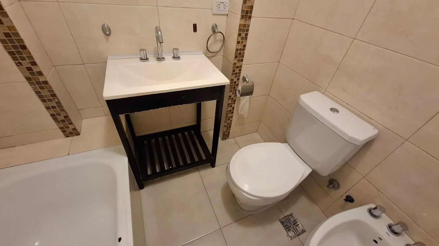 Departamento de 3 ambientes en venta en Liniers, Montiel 1400, foto 5
