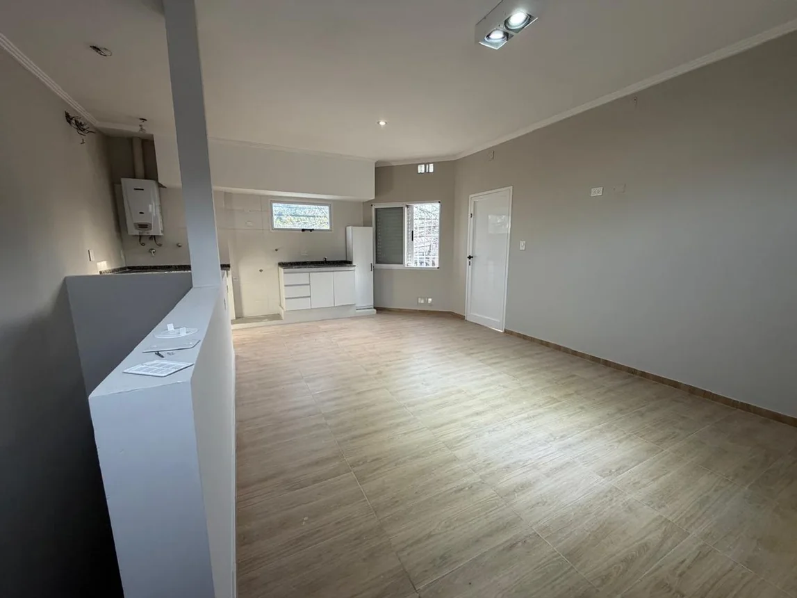 Casa de 3 ambientes en venta en Santa Fe, Padilla 2700