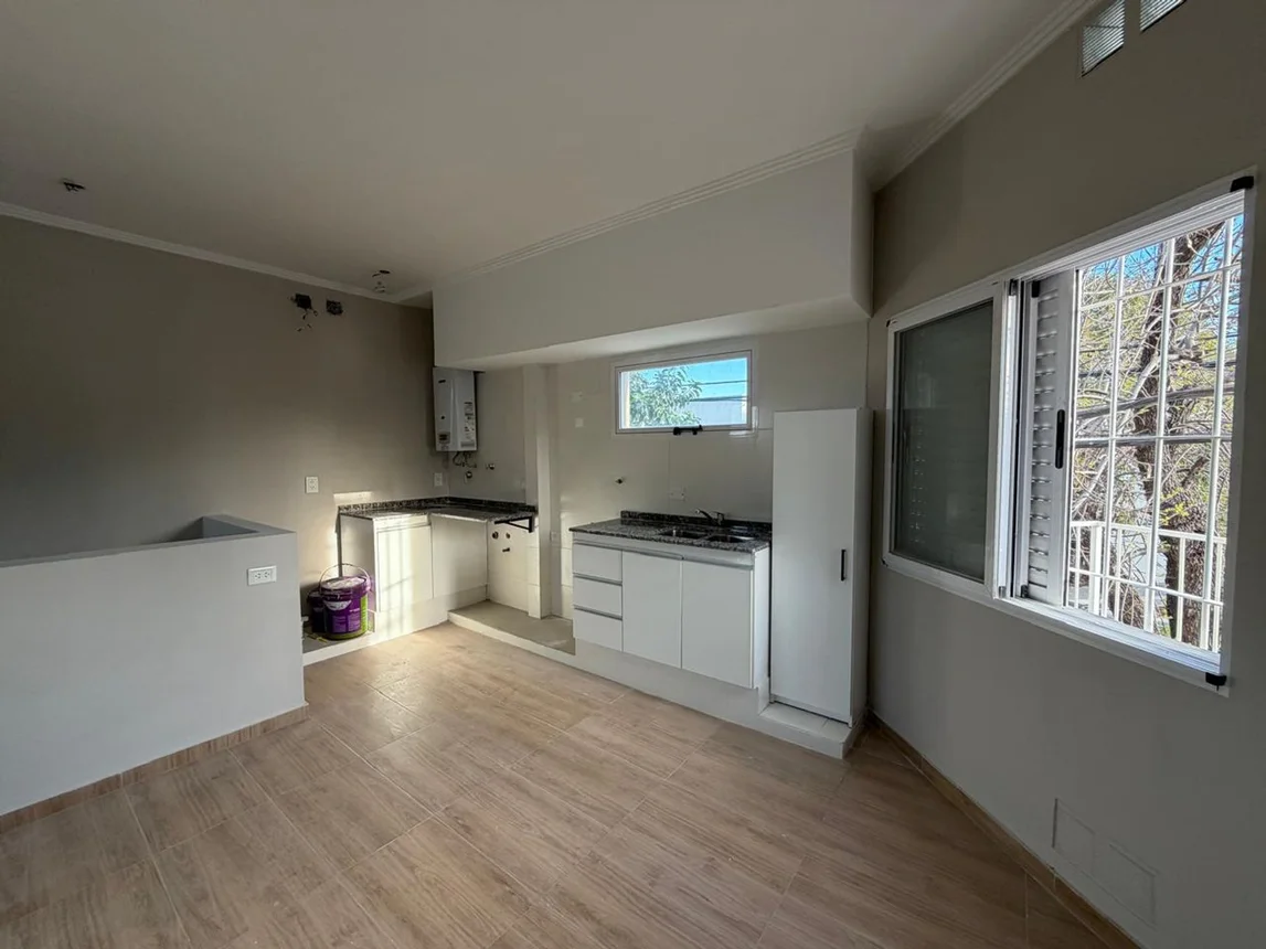 Casa de 3 ambientes en venta en Santa Fe, Padilla 2700, foto 3