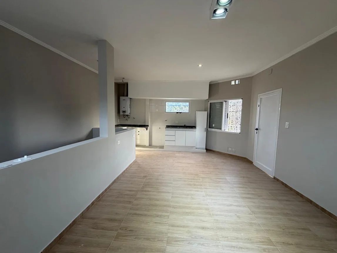 Casa de 3 ambientes en venta en Santa Fe, Padilla 2700, foto 2