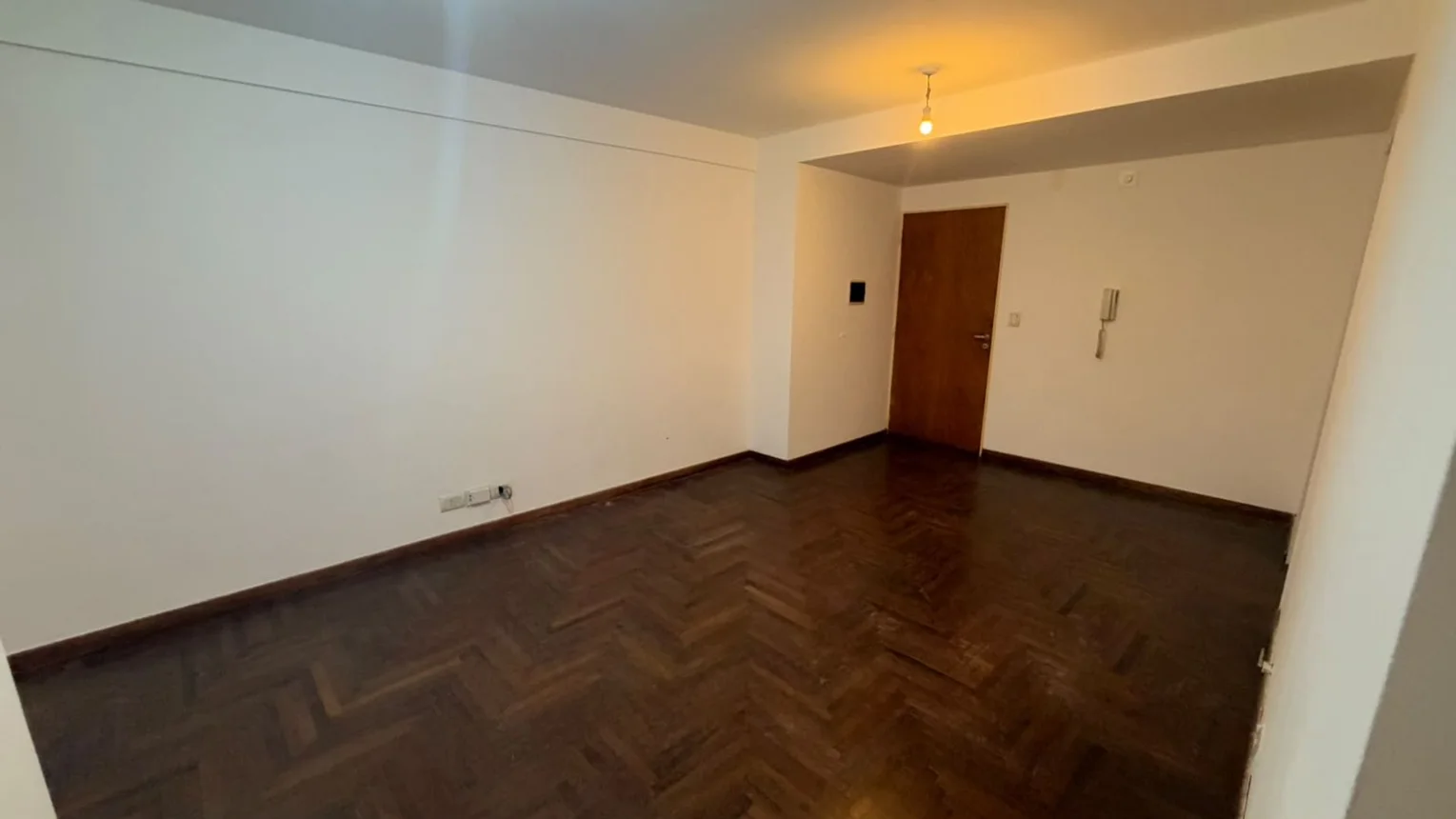 Departamento de 4 ambientes en alquiler en Córdoba, Ituzaingó 600, foto 3