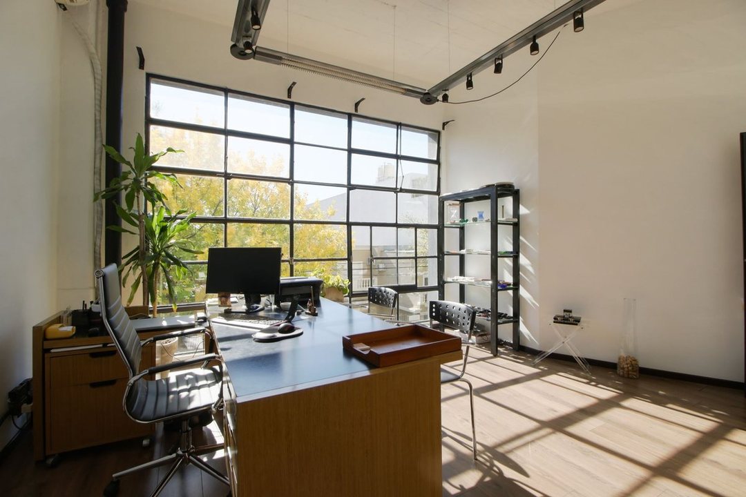 Oficina 240m² cochera doble y amenities - Saavedra