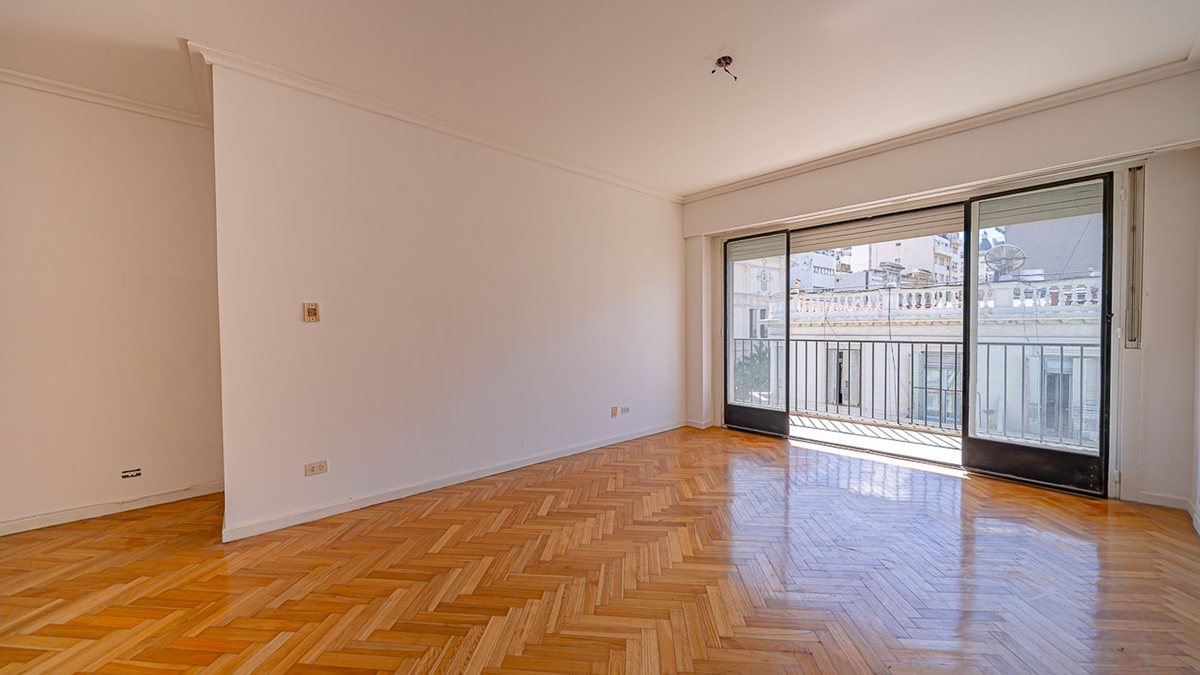 Foto 5 — VENTA DEPARTAMENTO 4 AMBIENTES MONSERRAT BALCON
