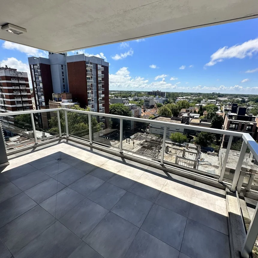 Piso de 4 ambientes en venta en San Fernando, Constitución 1200