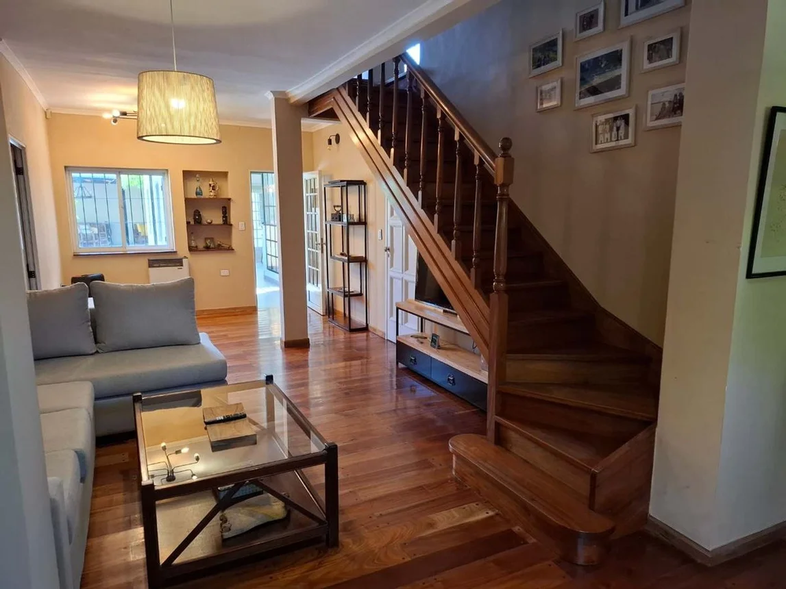 Casa de 6 ambientes en venta en José Mármol, Bernardo de Irigoyen 800, foto 4