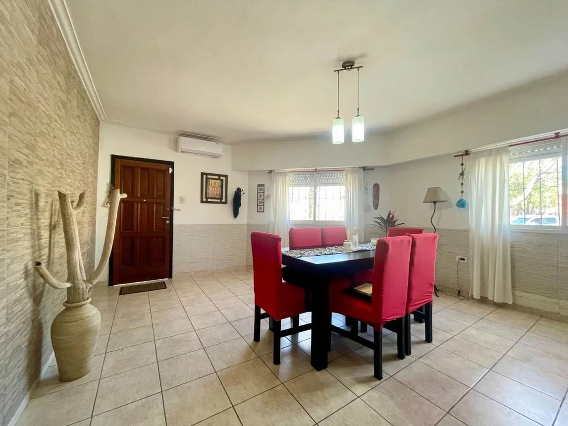 Casa en venta en La Plata, foto 3