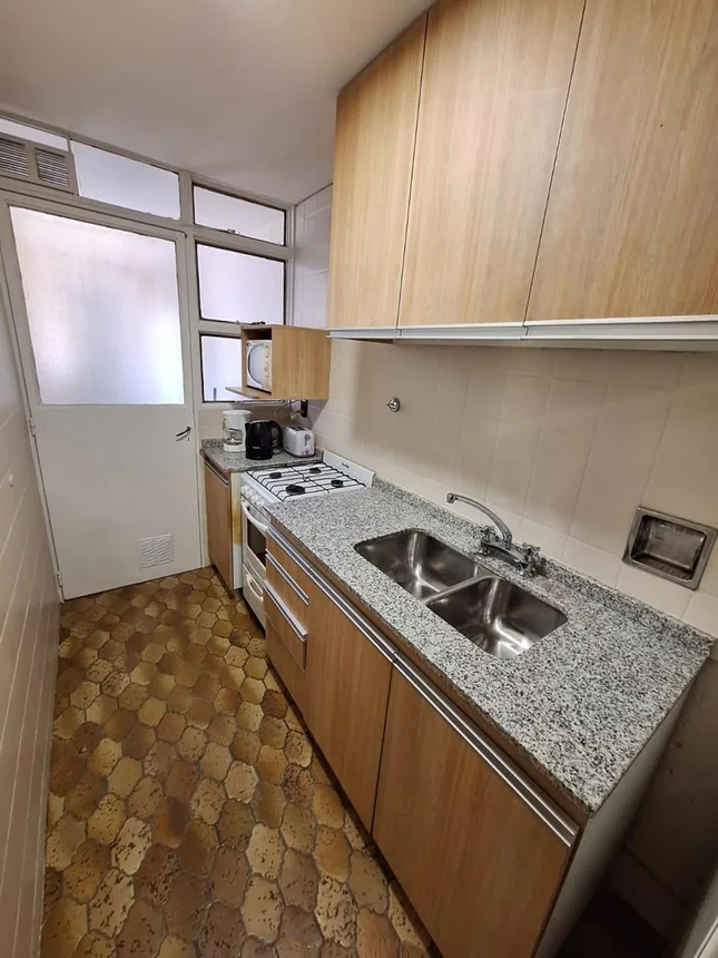 Departamento de 4 ambientes en alquiler en Mendoza, Avenida España 900, foto 3
