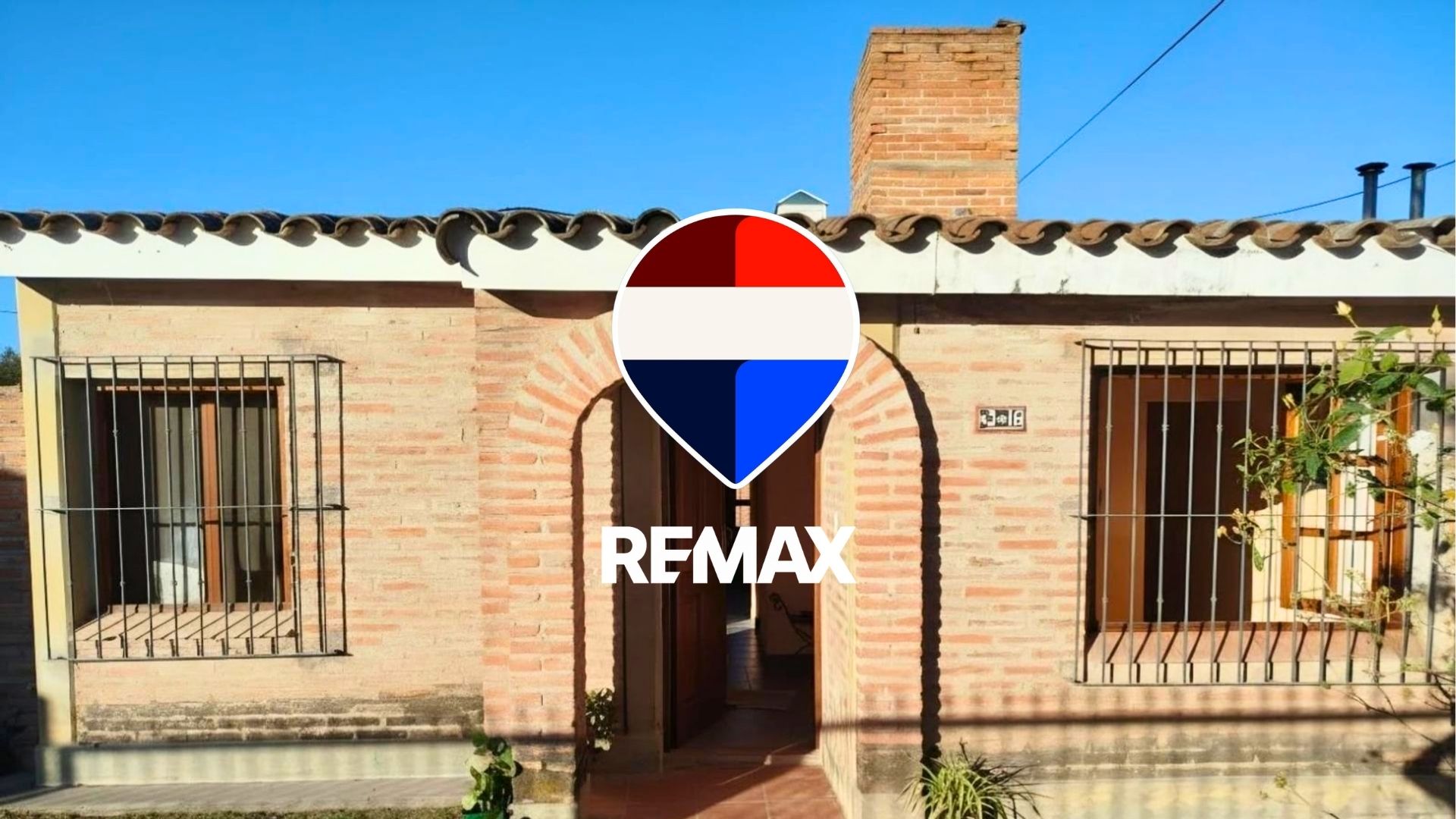 CASA VENTA BARRIO SANTA ANA ZONA SUR 3 DORMITORIOS - foto 1