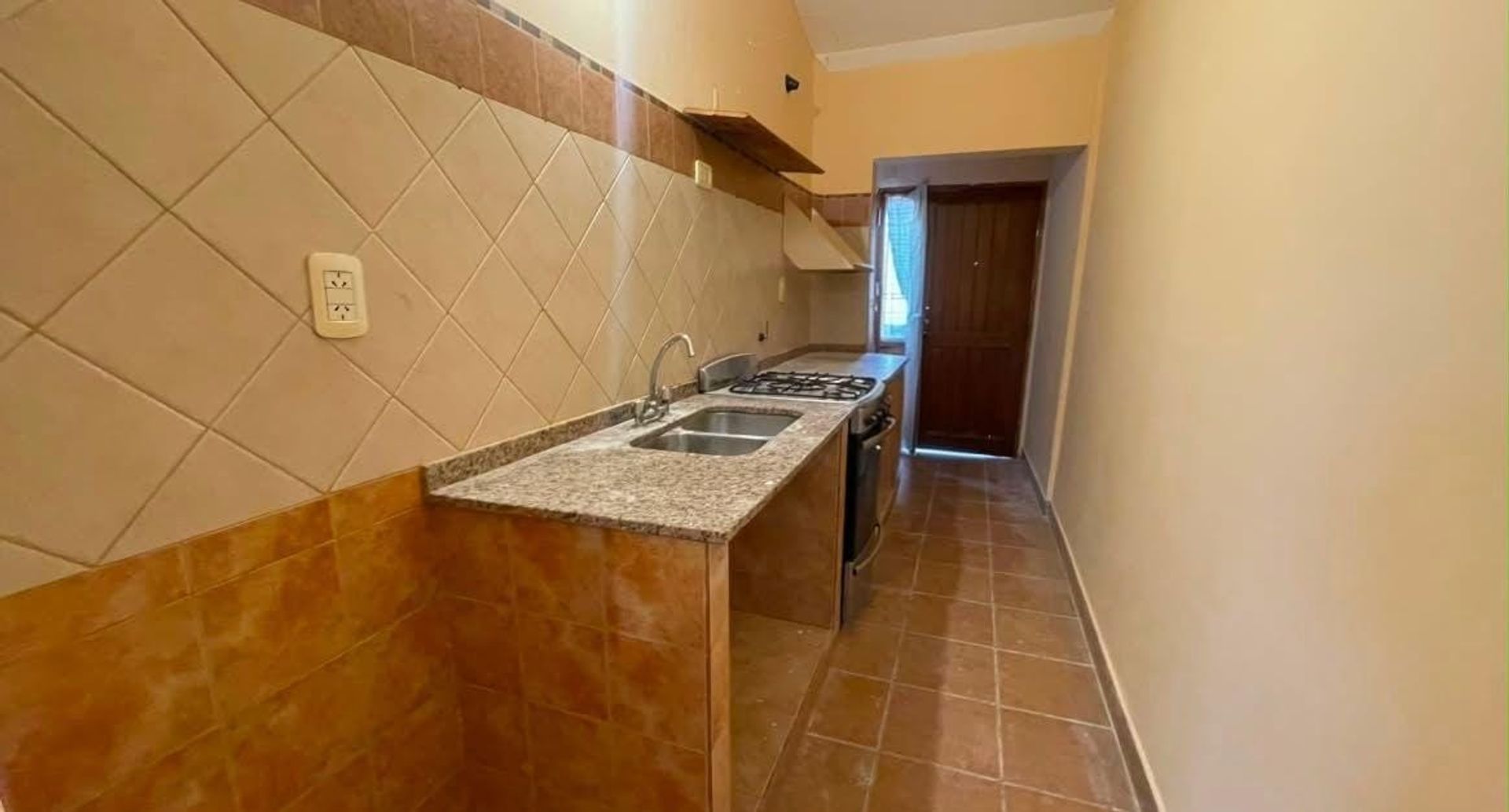 CASA VENTA BARRIO SANTA ANA ZONA SUR 3 DORMITORIOS - foto 4