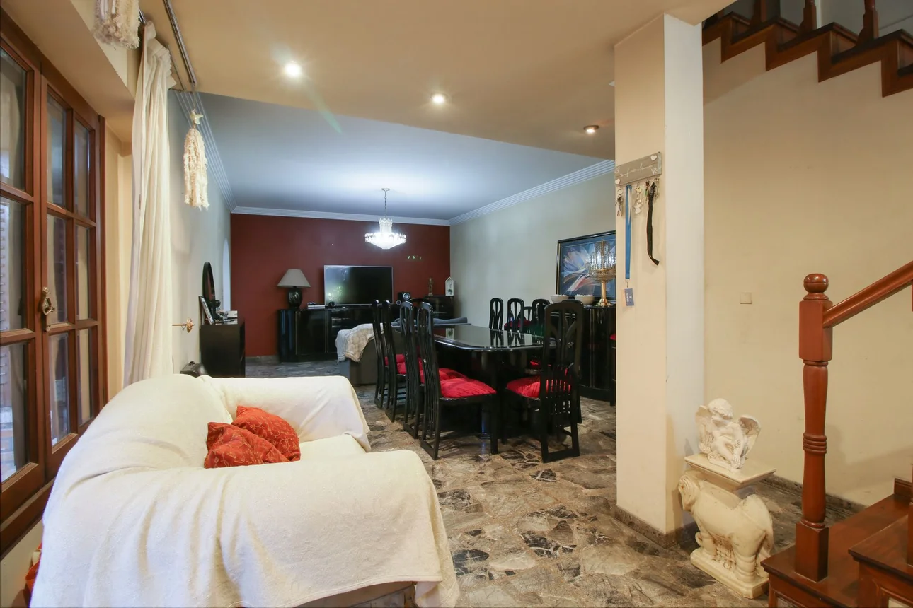 Casa de 5 ambientes en venta en San Antonio de Padua, Chaco 300, foto 3