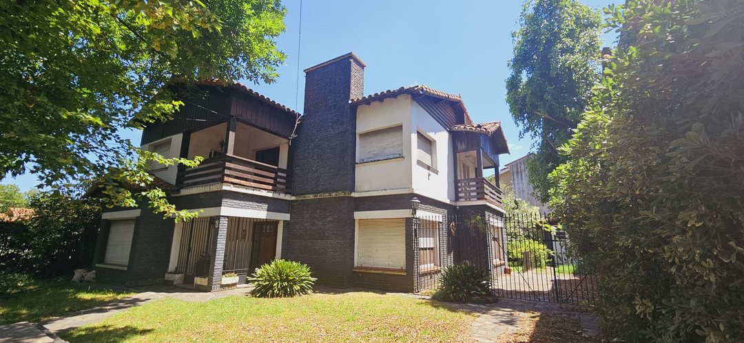 VENTA CASA 7 AMB CON PARQUE CIUDAD JARDIN