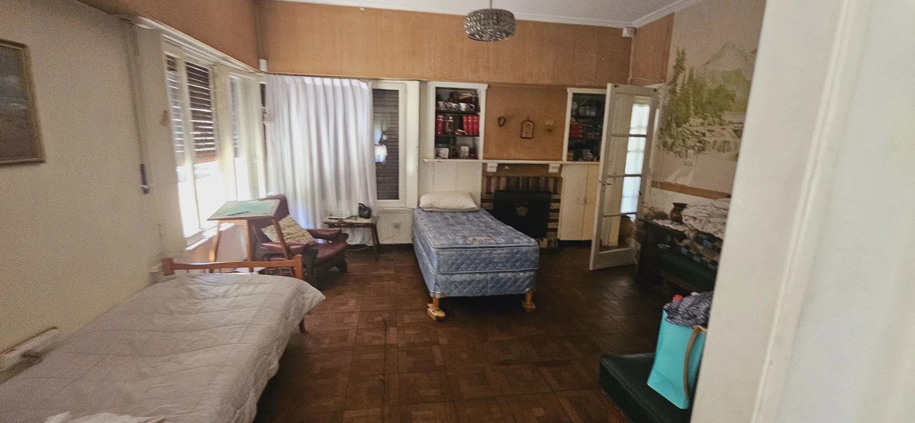 Casa de 7 ambientes en venta en Ciudad Jardín, Conde Zeppelin 6500, foto 4