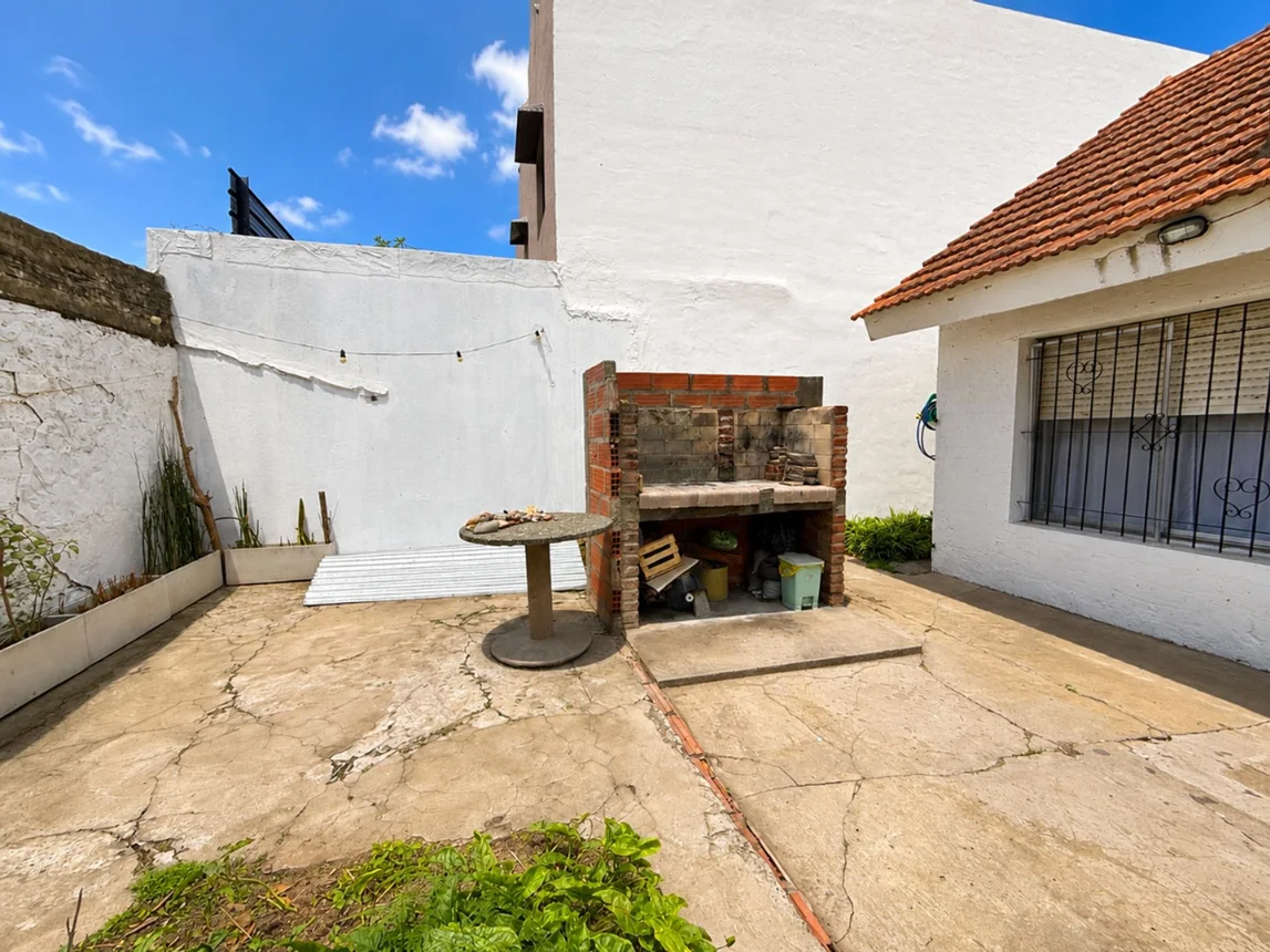 Casa de 4 ambientes en venta en San Antonio de Padua, El Triunfo 400, foto 2