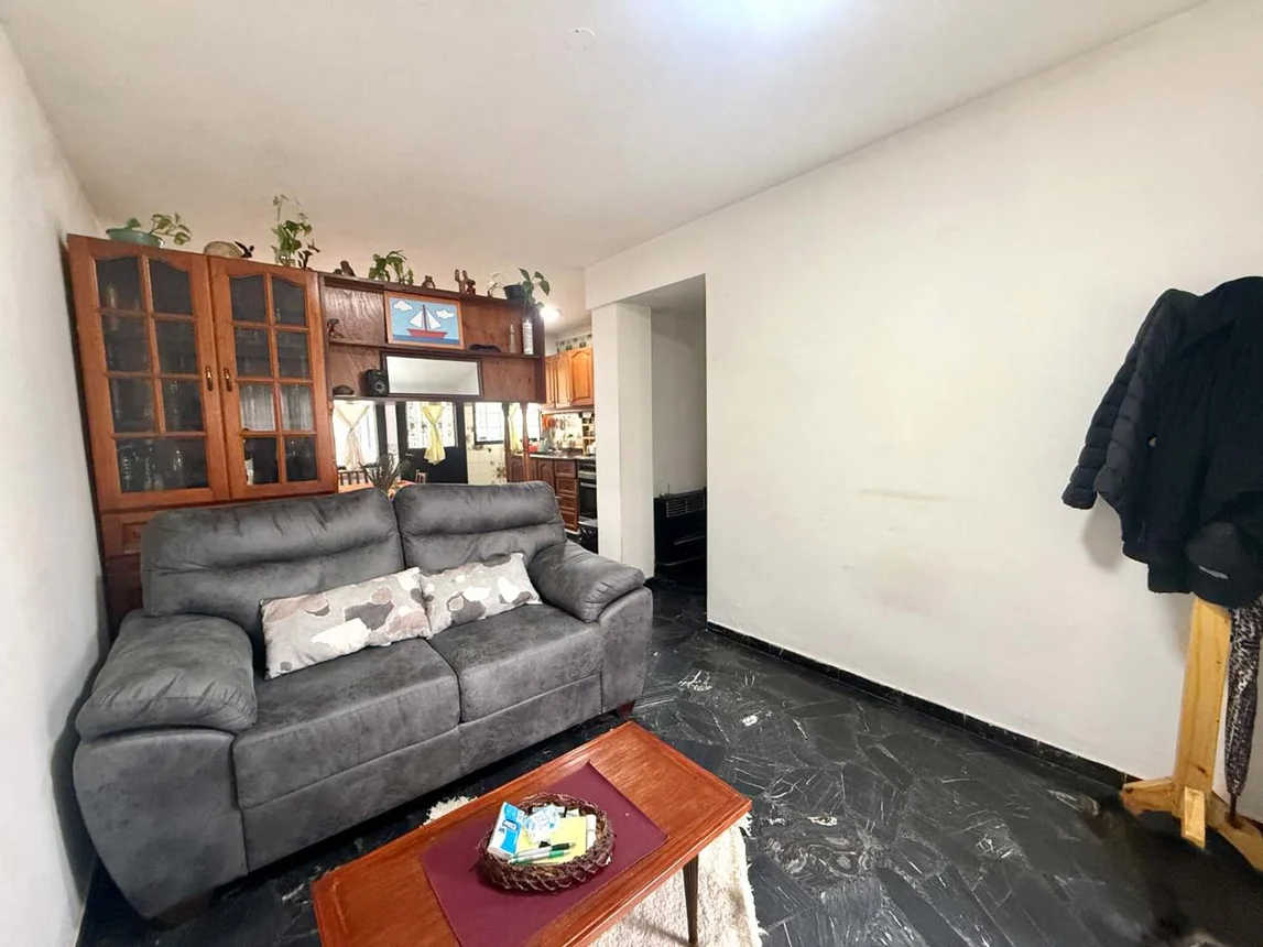 Casa de 4 ambientes en venta en San Antonio de Padua, El Triunfo 400, foto 5
