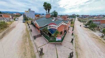 VENTA CASA 4 DORM  793,65 M2 - B° ALTO COMEDERO