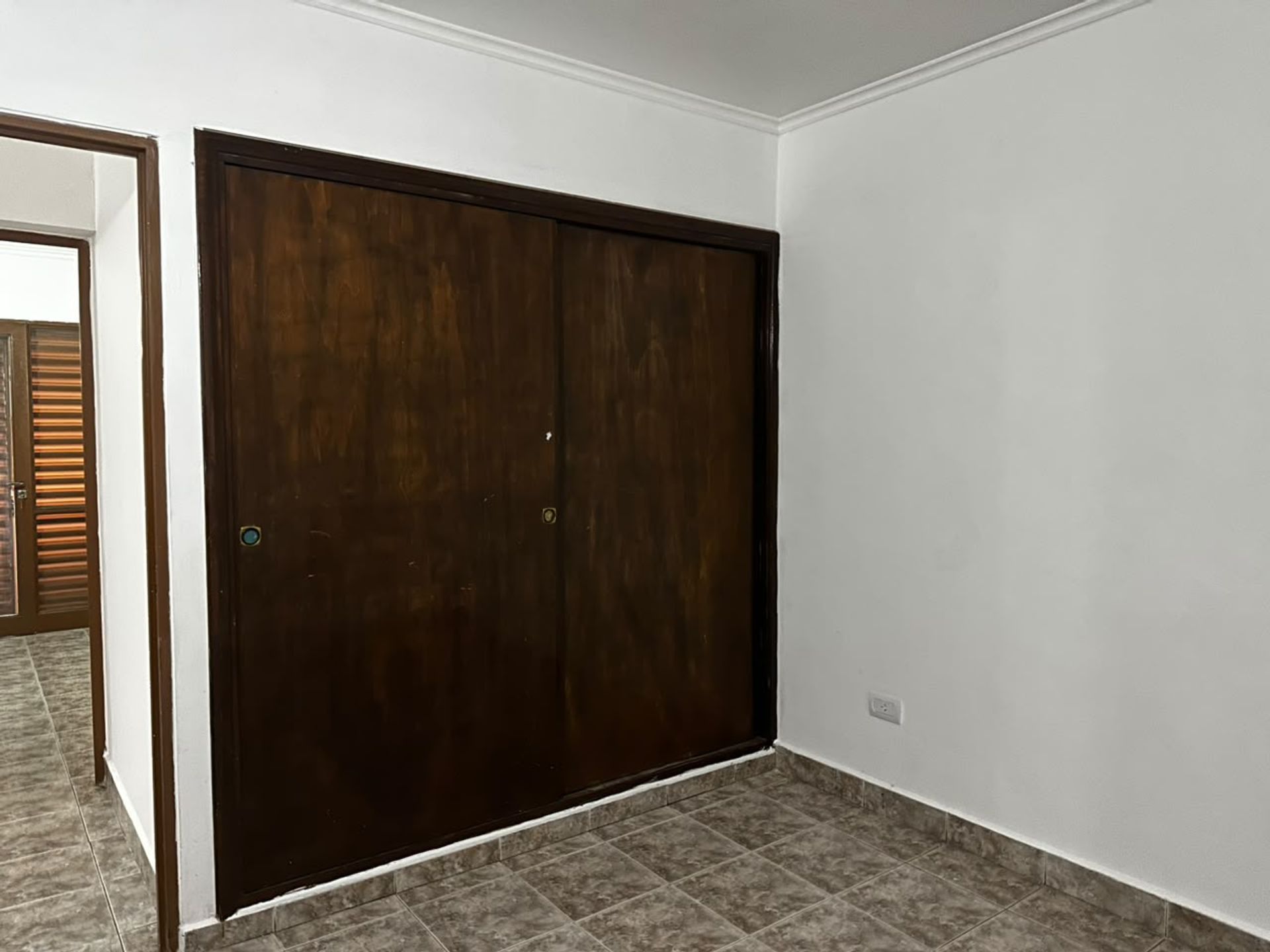 ALQUILER DEPTO 3 DORM BARRIO DOCENTE ZONA SUR - foto 5