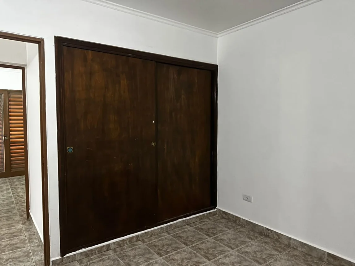 Departamento de 4 ambientes en alquiler en Salta, Zona Sur. Barrio Docente 0, foto 5
