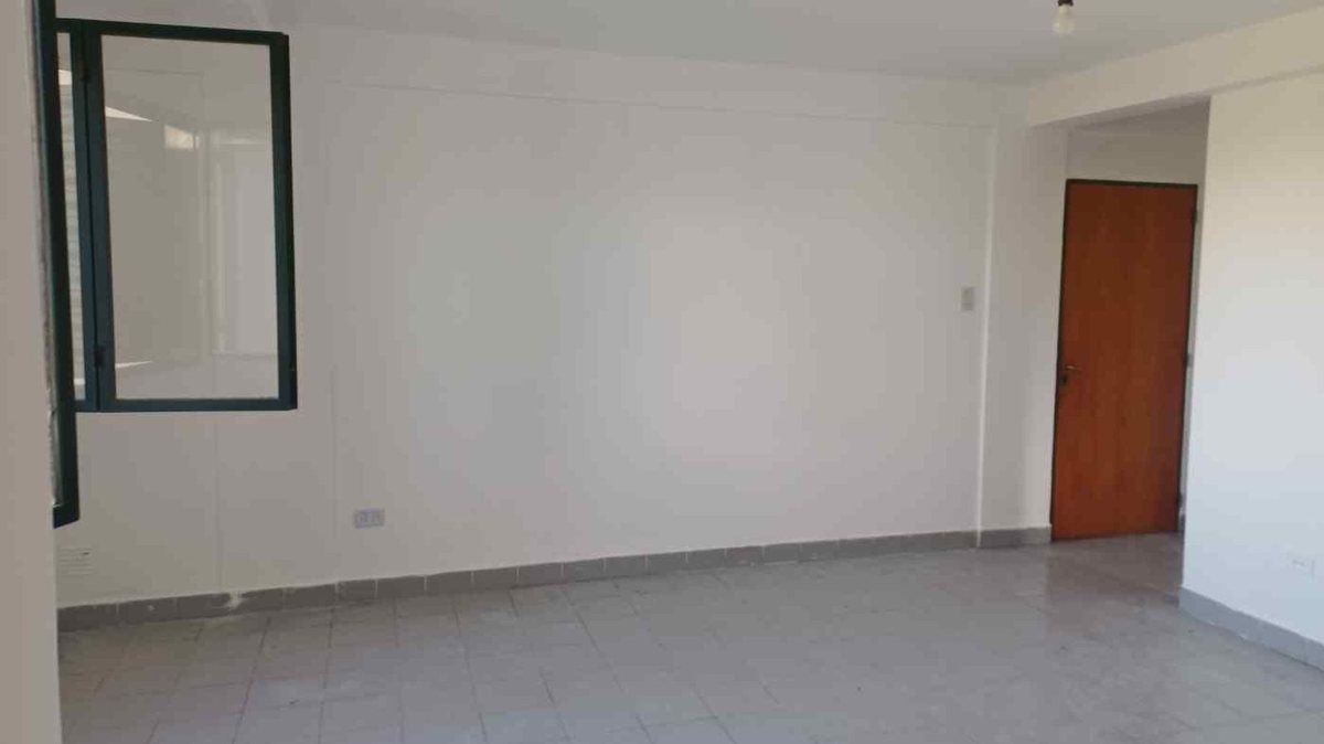 DEPARTAMENTO VENTA EN B° JUAN PABLO II ZONA SUR - foto 3