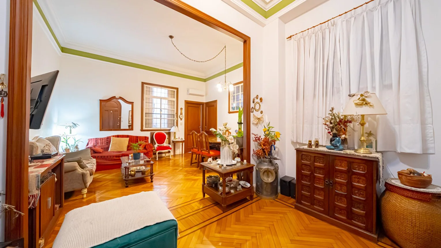 Departamento de 5 ambientes en venta en Monserrat, Chacabuco 500