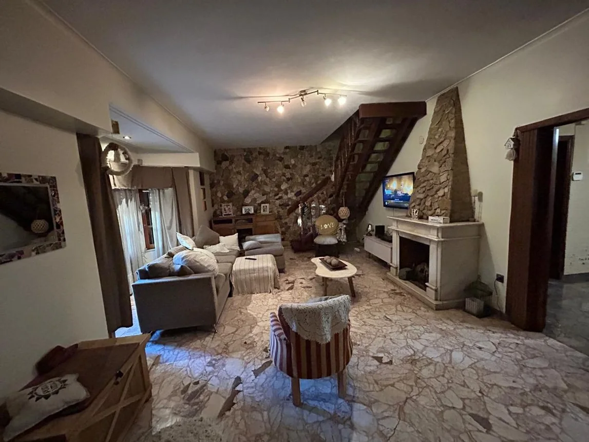 Casa en venta en Villa Luzuriaga, foto 3