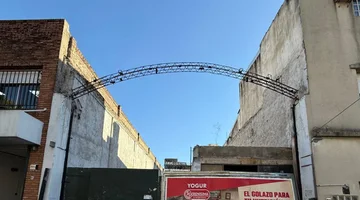 VENTA LOTE VILLA GENERAL MITRE  1055M2 VENDIBLES