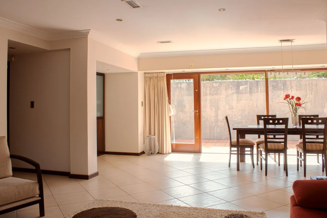 Casa de 6 ambientes en venta en Mar del Plata, Julián Aguirre 6000, foto 3
