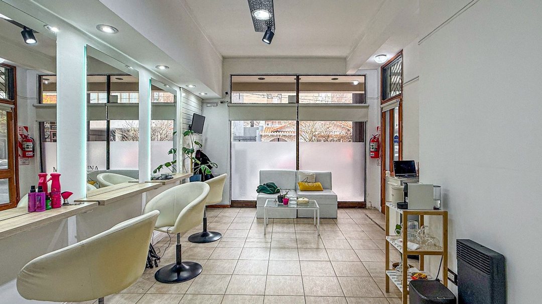 Venta local a la calle más baulera Macrocentro