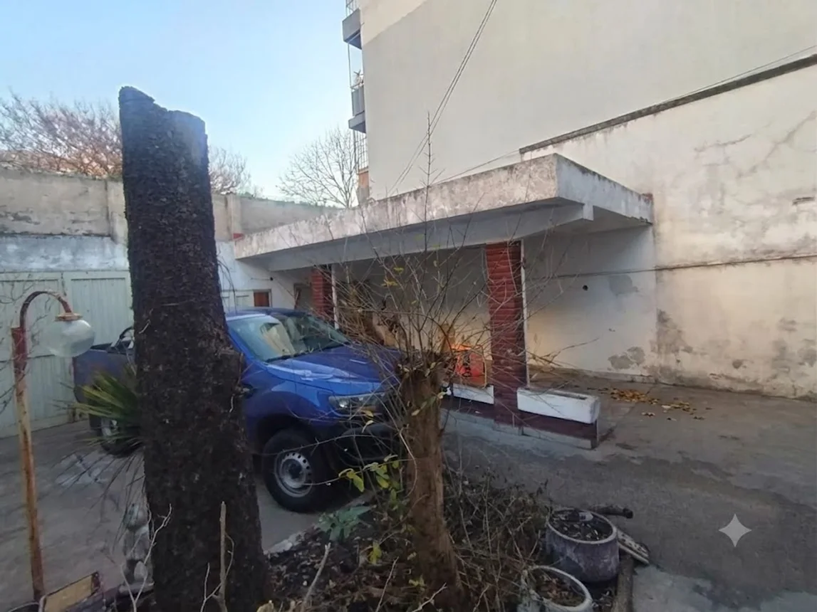 Casa de 5 ambientes en venta en Floresta, Bahía Blanca 1000, foto 2