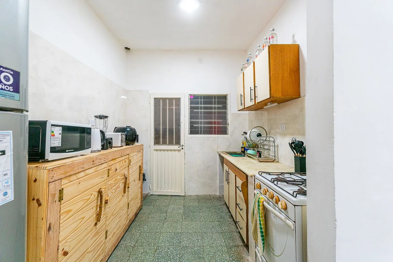 Casa en venta en rosario con patio y cochera, foto 3