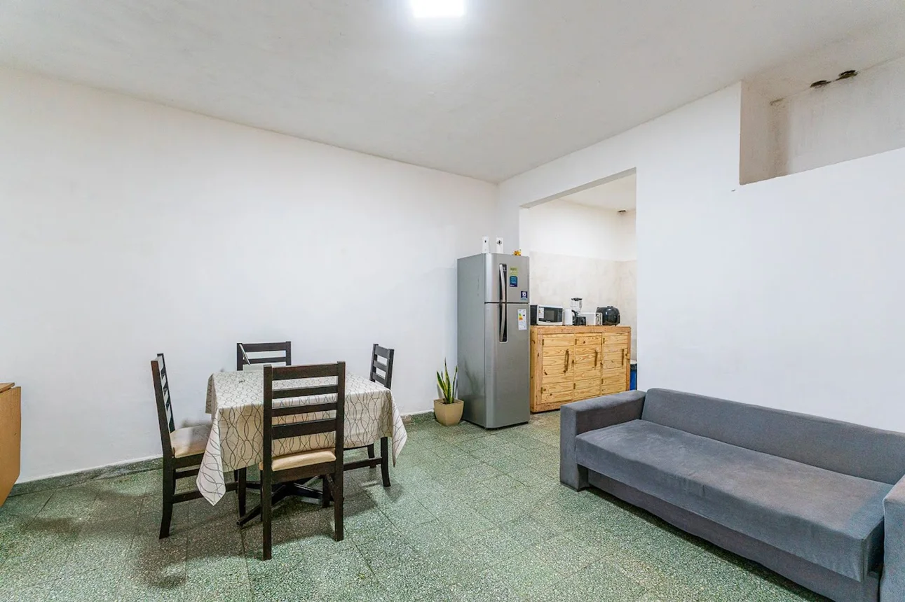 Casa en venta en rosario con patio y cochera, foto 2