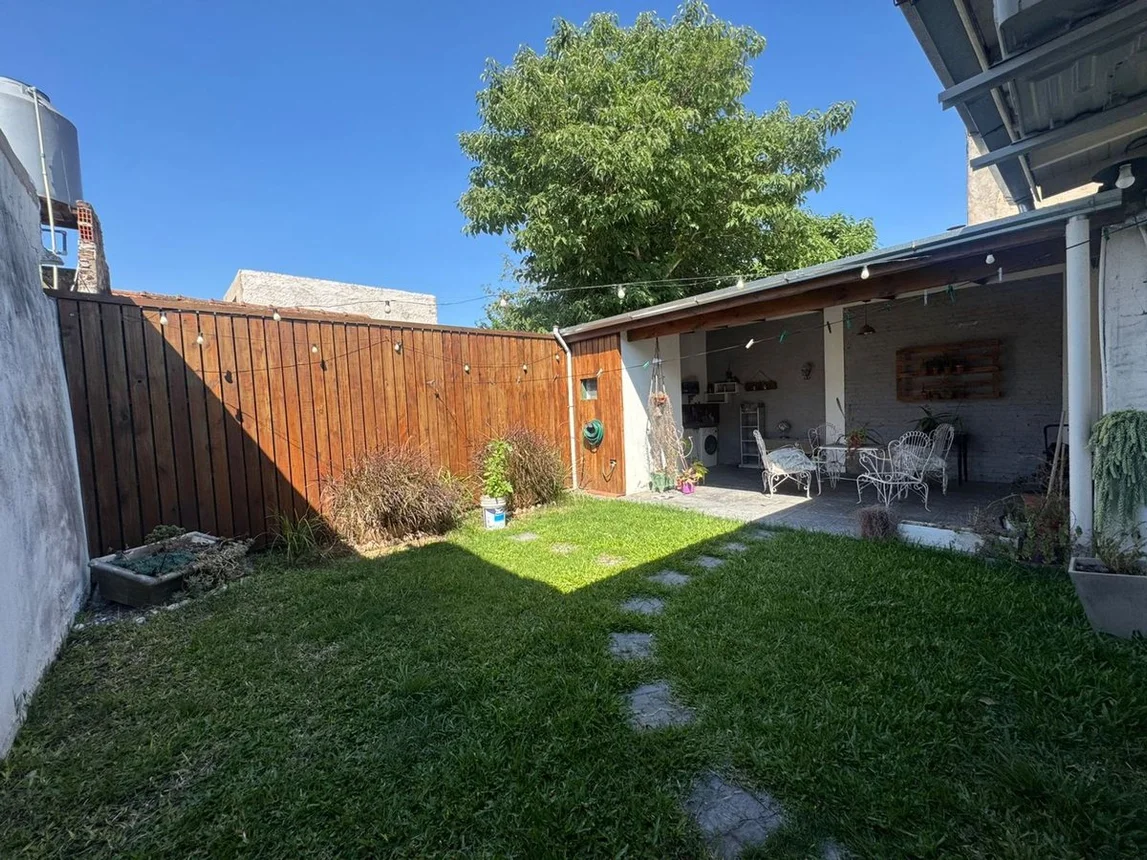 Casa en venta en Temperley